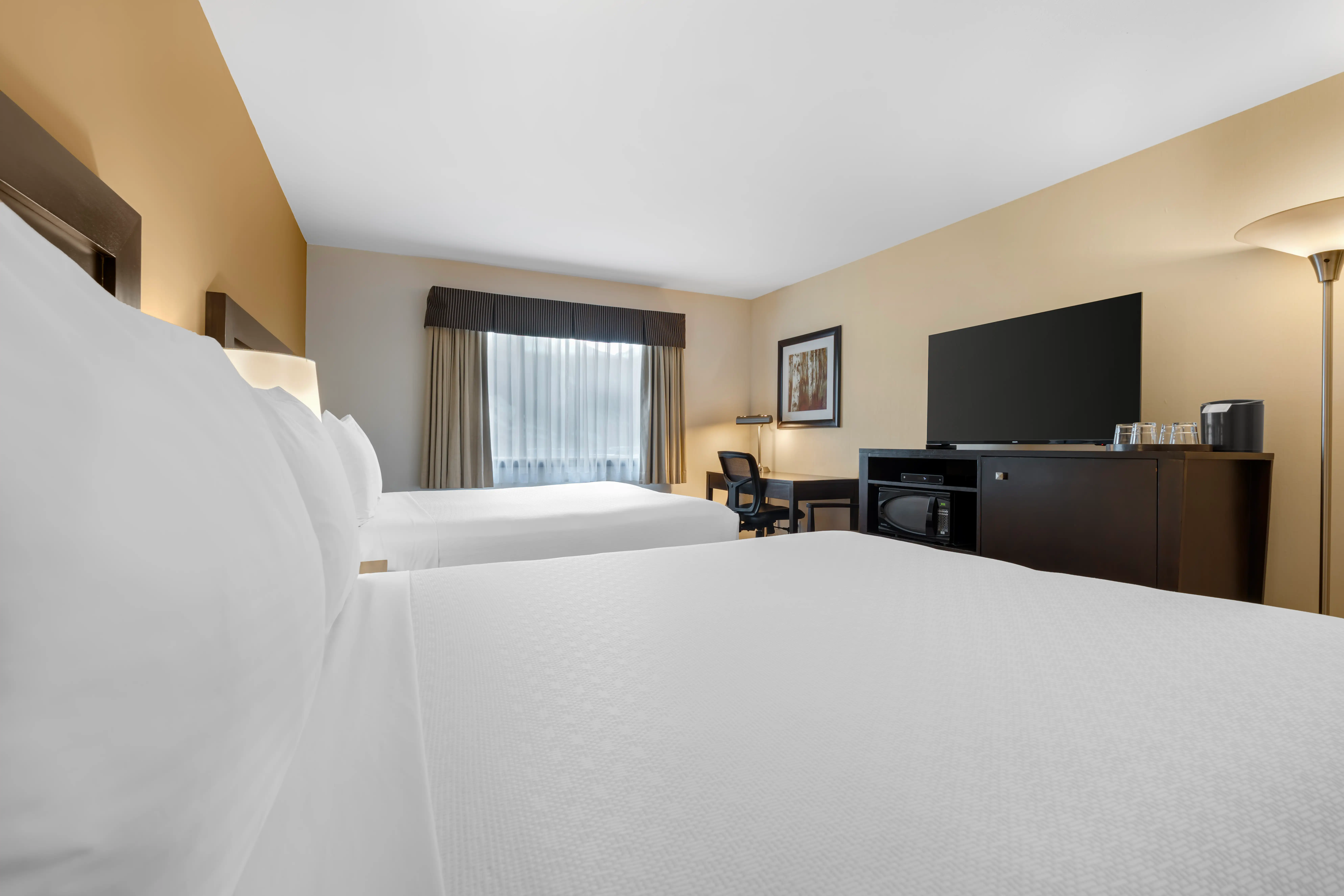 2 Queen Bed 2