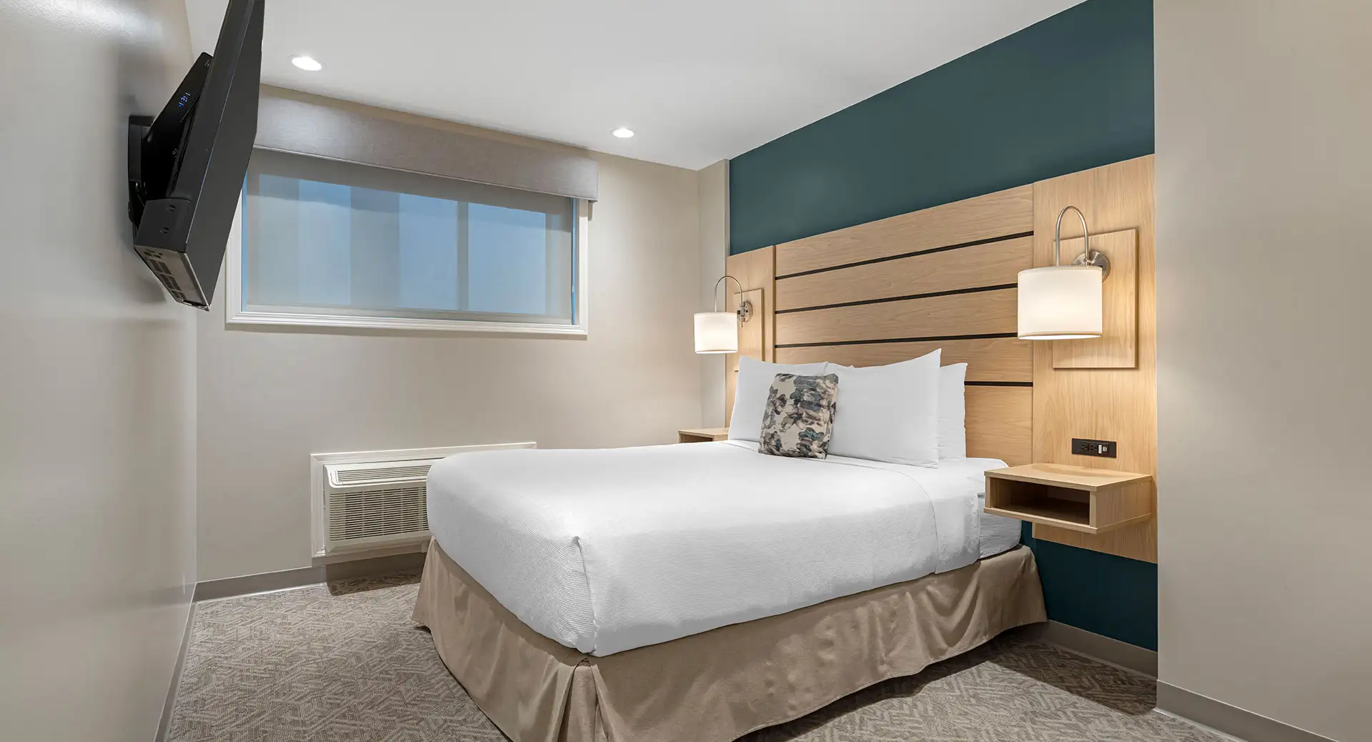 Accessible Room 1 Queen Bed 2